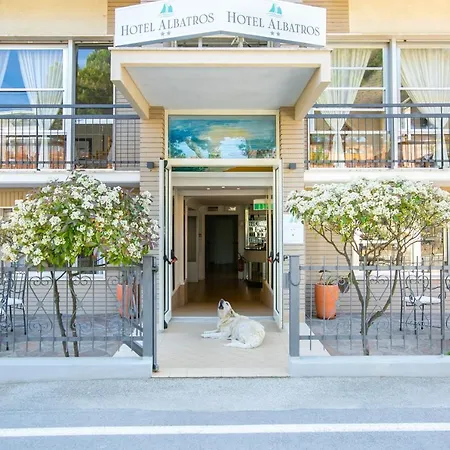 Albatros Hotel